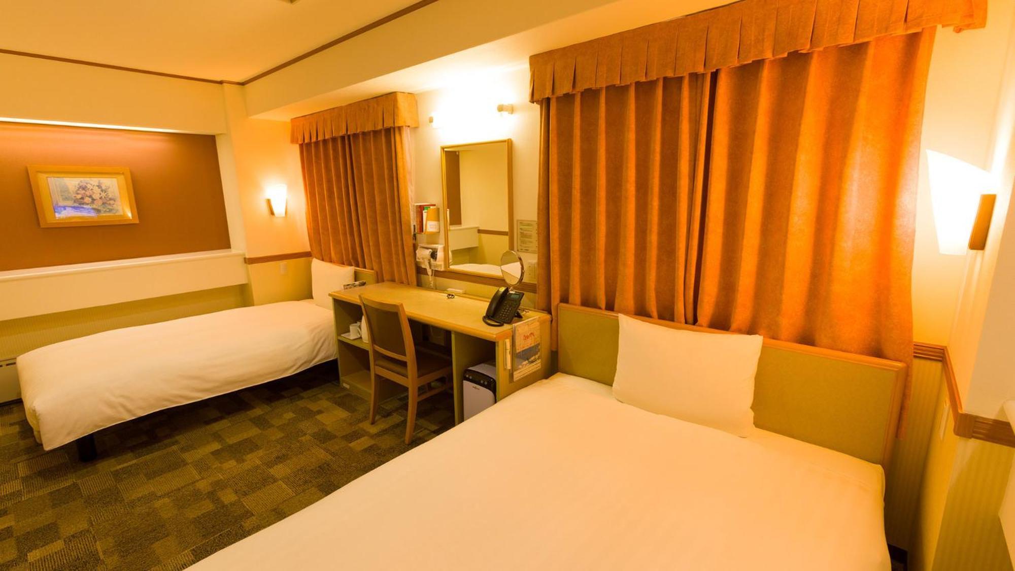 Toyoko Inn Fujisan Numazu Eki Kita Guchi No 2 Quarto foto