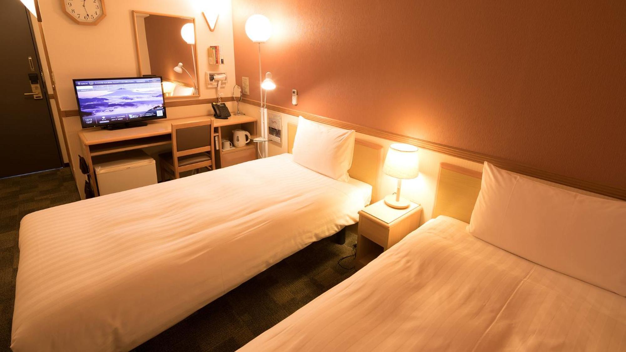 Toyoko Inn Fujisan Numazu Eki Kita Guchi No 2 Quarto foto