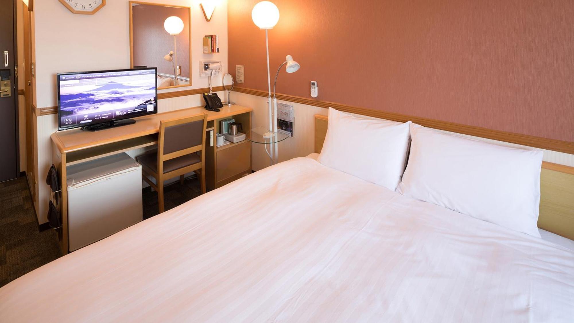 Toyoko Inn Fujisan Numazu Eki Kita Guchi No 2 Quarto foto